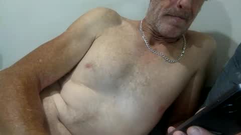 deanofflove221000 online show from February 22, 6:09 pm