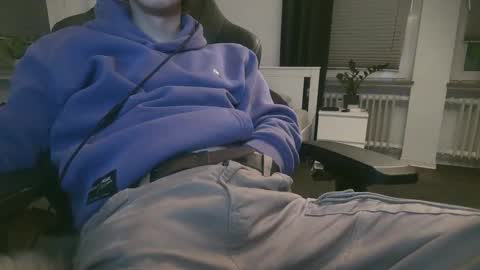 Dean online show from November 12, 5:19 pm