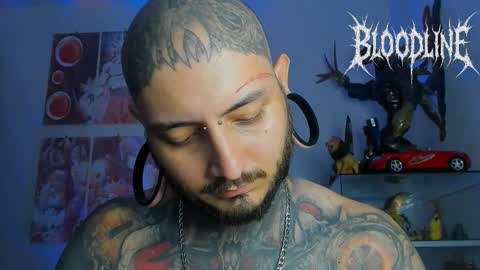    online show from October 25, 9:05 pm