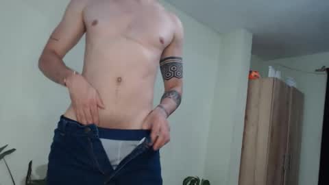 deibi22 online show from November 29, 5:09 am