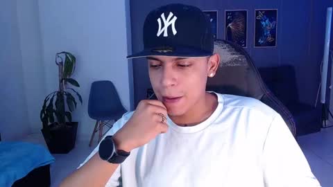 Snapshot of deivid_santoss chatting on September 12, 4:45 am Deivid online show from September 12, 4:45 am