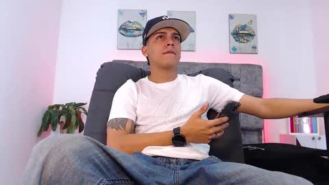 Snapshot of deivid_santoss chatting on September 29, 8:13 am Deivid online show from September 29, 8:13 am