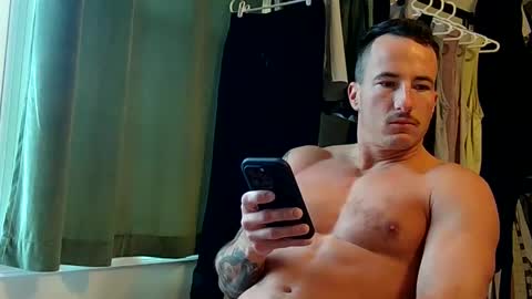 Deklan online show from December 9, 3:01 pm