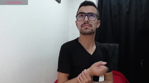 demian_val_4 online show from February 3, 11:15 am