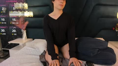   online show from May 22, 2:11 pm