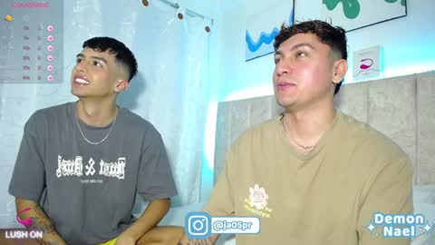 Snapshot of demonael chatting on February 5, 3:02 am Juan Gabriel Independent Models 3 online show from February 5, 3:02 am