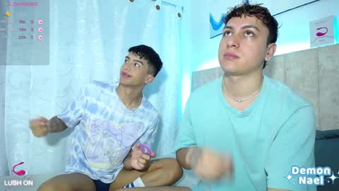 Snapshot of demonael chatting on December 27, 3:09 am Juan Gabriel Independent Models 3 online show from December 27, 3:09 am