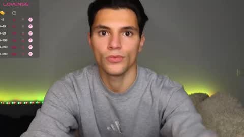 Den online show from October 28, 8:39 am