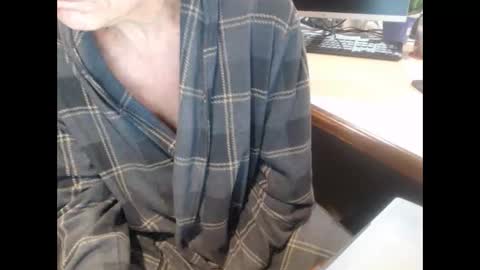 Den  Jet online show from February 15, 11:51 am