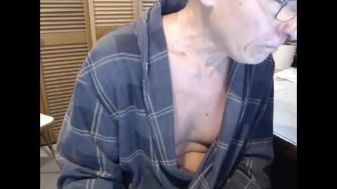 Snapshot of denn_jett chatting on January 7, 11:00 am Den  Jet online show from January 7, 11:00 am