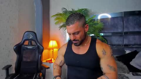 Snapshot of dennis_cox_ chatting on February 10, 2:26 pm dennis_cox_ online show from February 10, 2:26 pm