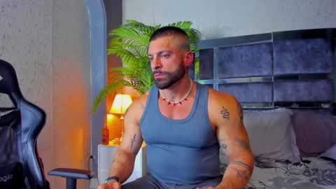 Snapshot of dennis_cox_ chatting on February 28, 12:09 pm dennis_cox_ online show from February 28, 12:09 pm