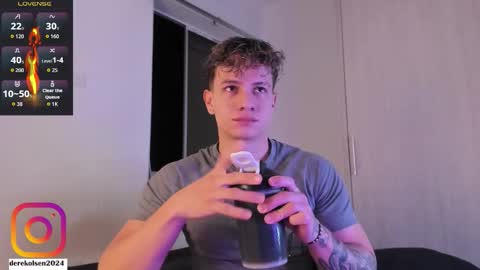 Derek  IG Derekolsen2024 online show from October 15, 2:41 am