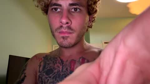 Natureboiiii online show from October 26, 6:48 am
