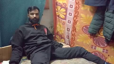 desi_boy799417 online show from December 22, 9:39 am