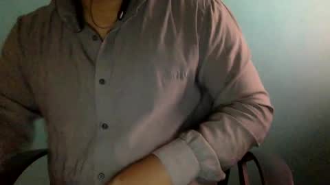 desiguylund online show from January 16, 9:23 am