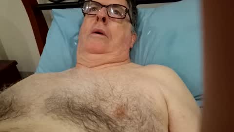 Desmon1958 online show from March 19, 8:34 pm