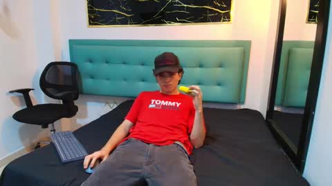 Snapshot of dia_fax18 chatting on October 18, 7:30 pm online show from October 18, 7:30 pm