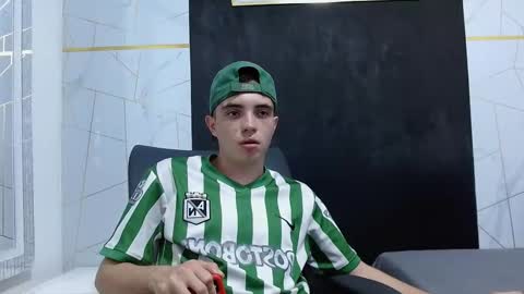   online show from January 7, 9:20 pm