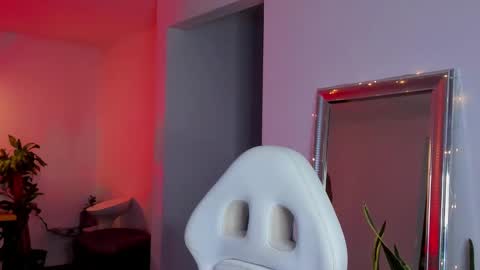 Diego online show from December 14, 3:18 am