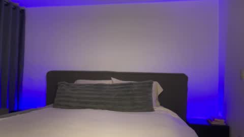 Diego online show from September 24, 11:36 pm