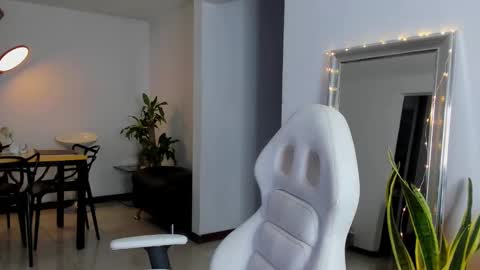 Diego online show from December 28, 2:54 am