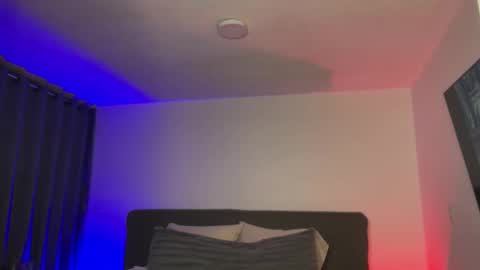 Diego online show from September 26, 11:57 pm