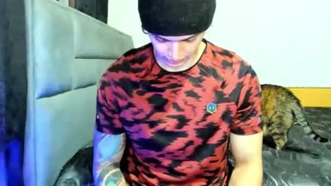 Snapshot of dick_demon_1 chatting on February 15, 12:27 am jhon online show from February 15, 12:27 am
