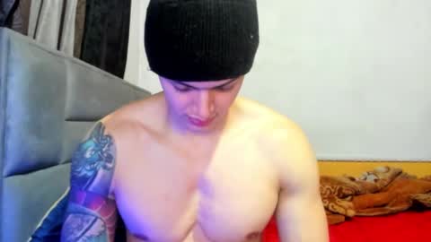 Snapshot of dick_demon_1 chatting on December 28, 7:01 pm jhon online show from December 28, 7:01 pm
