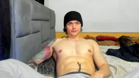 Snapshot of dick_demon_1 chatting on February 11, 10:50 pm jhon online show from February 11, 10:50 pm