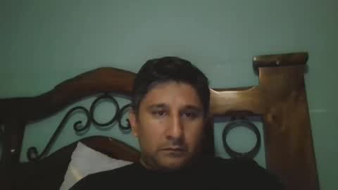 dickeduardo online show from April 2, 1:25 am