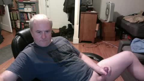 Snapshot of dickflasher5 chatting on February 14, 8:42 am Richard Fleischer online show from February 14, 8:42 am
