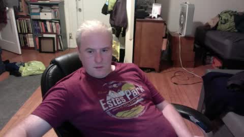 Snapshot of dickflasher5 chatting on December 3, 7:30 am Richard Fleischer online show from December 3, 7:30 am