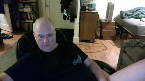 Snapshot of dickflasher5 chatting on January 4, 5:48 am Richard Fleischer online show from January 4, 5:48 am