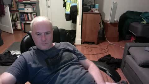 Snapshot of dickflasher5 chatting on December 27, 4:36 am Richard Fleischer online show from December 27, 4:36 am