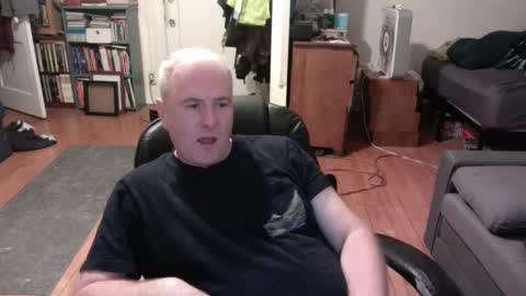 Snapshot of dickflasher5 chatting on January 2, 12:55 am Richard Fleischer online show from January 2, 12:55 am