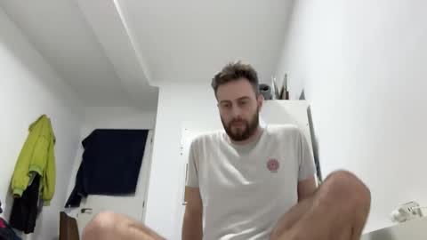 Im Julian  all cum shot videos here    online show from December 4, 9:13 pm