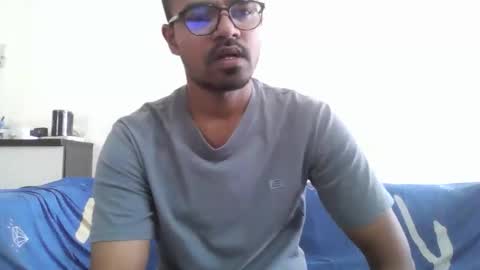 Snapshot of dilip_09 chatting on October 8, 3:00 am dilip_09 online show from October 8, 3:00 am