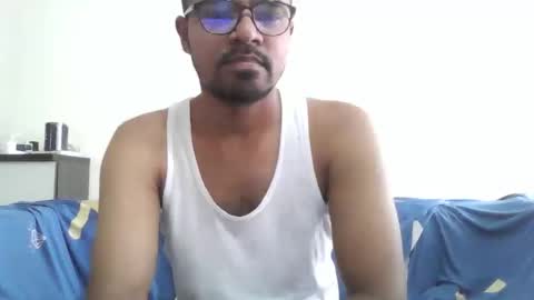 Snapshot of dilip_09 chatting on September 9, 2:22 am dilip_09 online show from September 9, 2:22 am
