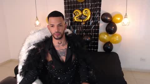 I just want to be happy online show from December 18, 2:21 am