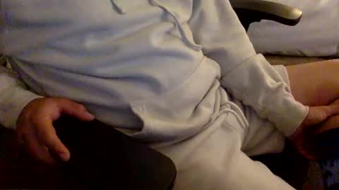 Snapshot of dirtydannyg chatting on October 19, 4:06 am DirtyDanny online show from October 19, 4:06 am