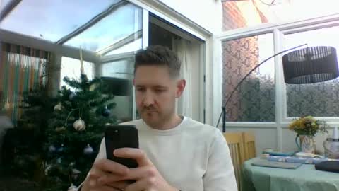 Exhibitionist Ben online show from December 16, 11:33 am