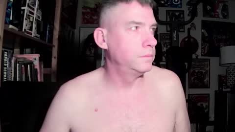 Snapshot of dix_handley_50 chatting on March 3, 2:44 am dix_handley_50 online show from March 3, 2:44 am