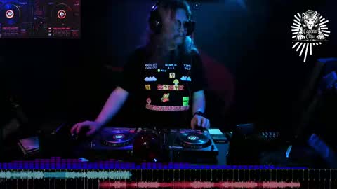 Adrian Arturo online show from February 22, 11:21 pm