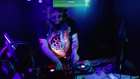 Adrian Arturo online show from January 30, 12:18 am