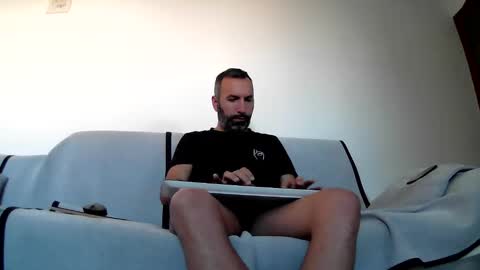 Snapshot of djo3322 chatting on December 12, 1:06 pm Djo online show from December 12, 1:06 pm