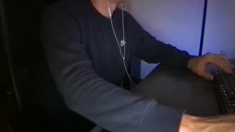 doctor_luv_69 online show from June 3, 7:52 pm