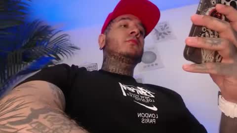 doggiewoof online show from April 4, 2:08 am