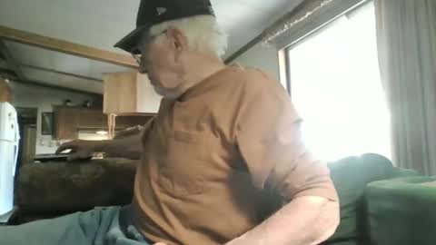 doingmyself69 online show from March 17, 6:54 pm