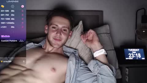 Alex...  online show from September 9, 10:19 pm